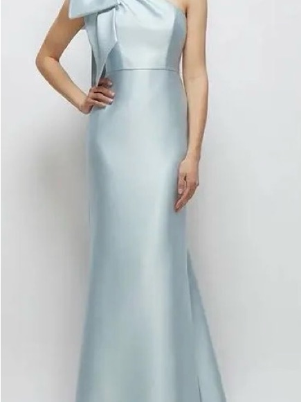Alfred Sung One-Shoulder Satin Gown - Pale Blue